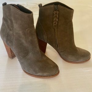 Joie gray suede booties size 39